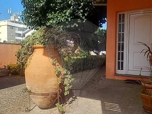 Moradia, Custóias