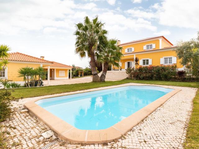 Moradia C/ Piscina e Jardim, Moçarria, Santarém m² Moçarria