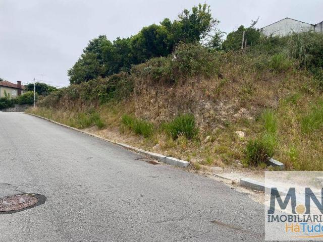 Moradia c/ terreno para construção em altura Feira | 26083584631
