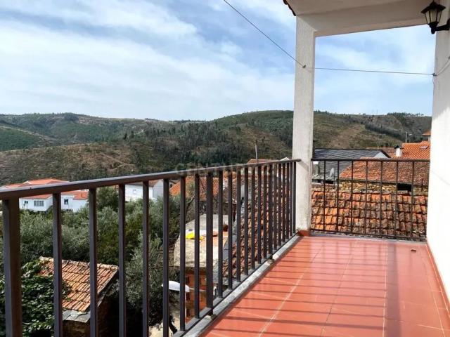 Moradia, Cabril
