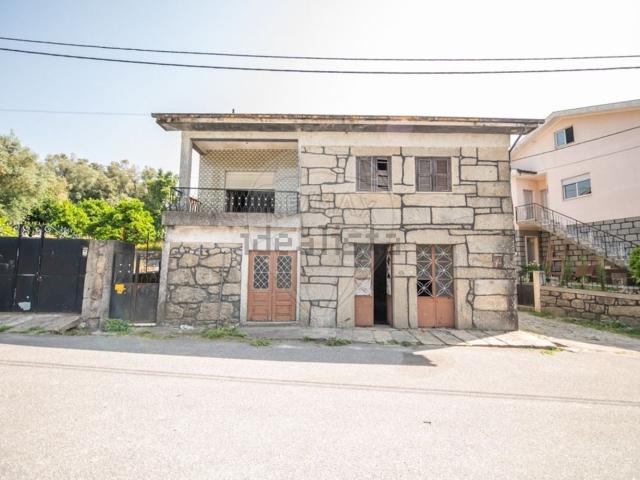 Moradia, Caldelas Sequeiros Paranhos