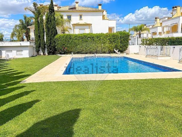 Moradia, Caliços, Albufeira e Olhos de Água