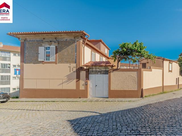 Moradia, Campanhã
