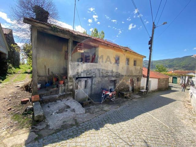 Moradia, Campelo e Ovil