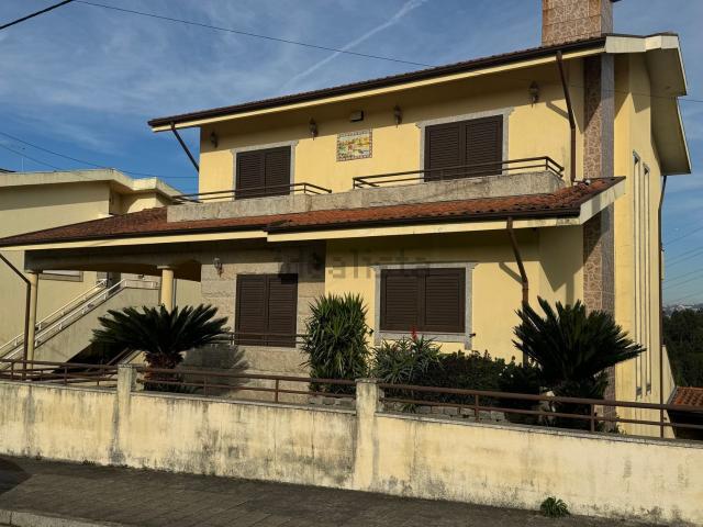 Moradia, Campo e Sobrado