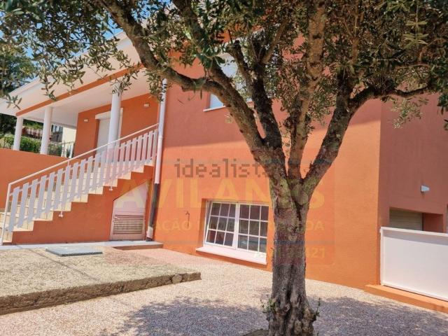 Moradia, Canedo