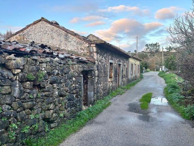 Moradia, Casais e Alviobeira