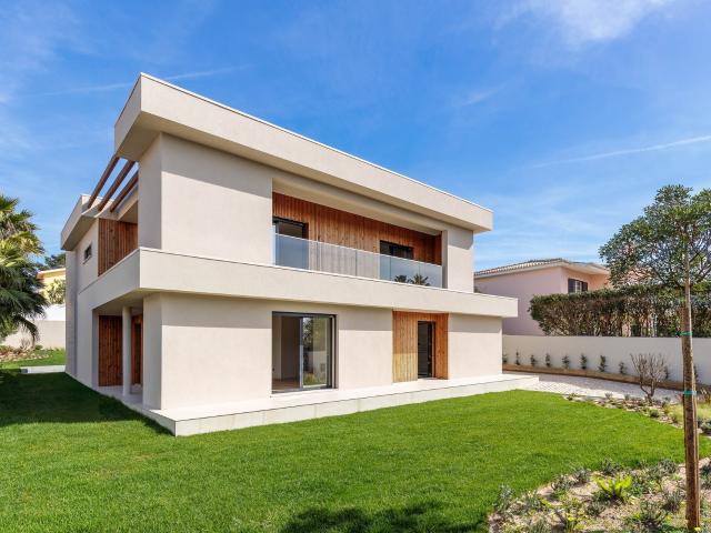 Moradia Cascais | 4 Suítes | Piscina Privativa | 10min da pr. 362m² Cascais e Estoril