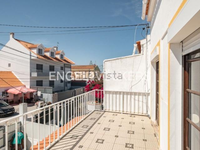 Moradia, Castelo Sesimbra