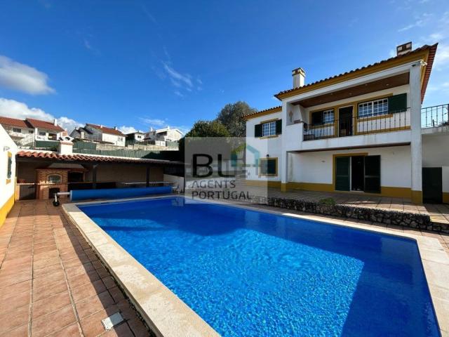 Moradia, Castelo Sesimbra