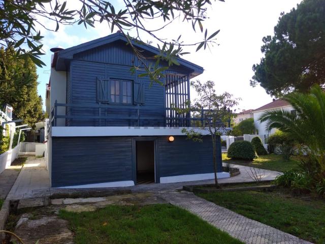 Moradia, Castelo Sesimbra