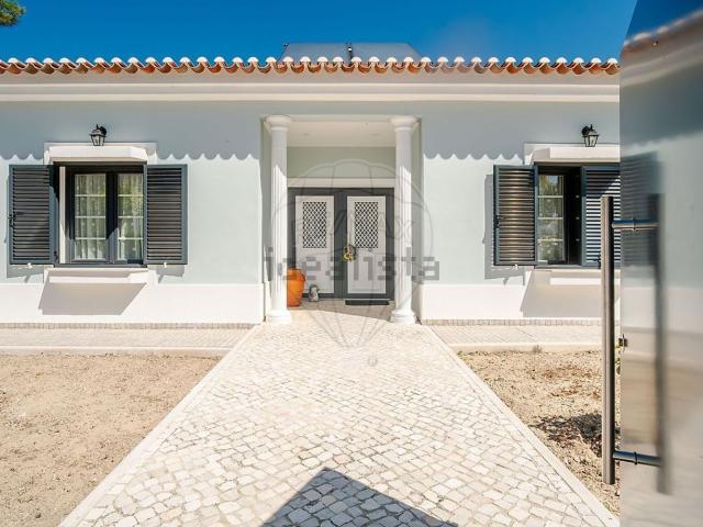 Moradia, Castelo Sesimbra