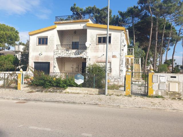 Moradia, Castelo Sesimbra