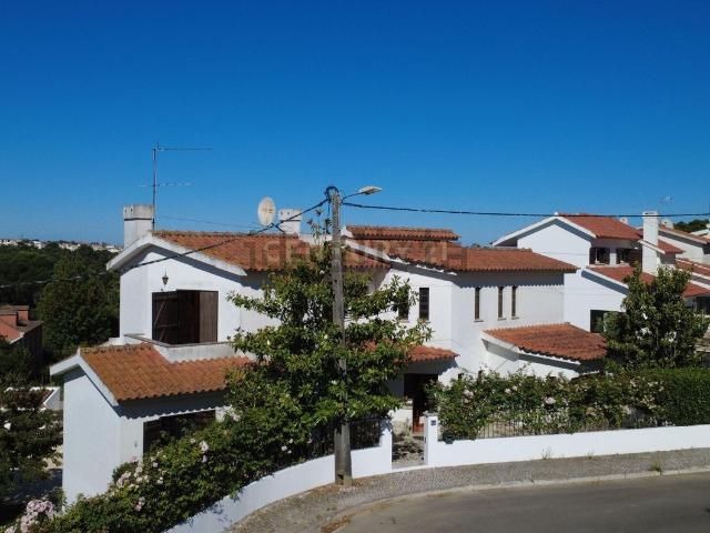 Moradia, Castelo Sesimbra