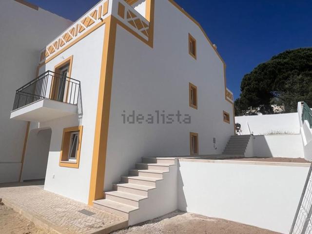 Moradia, Castelo Sesimbra