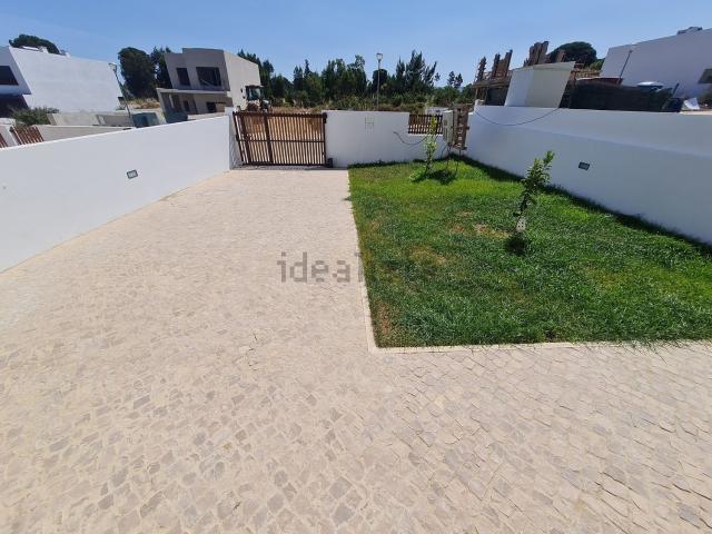 Moradia, Castelo Sesimbra