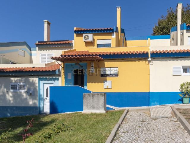 Moradia, Caparica e Trafaria