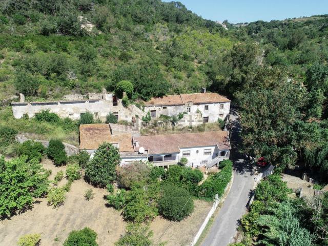 Moradia, Carnota