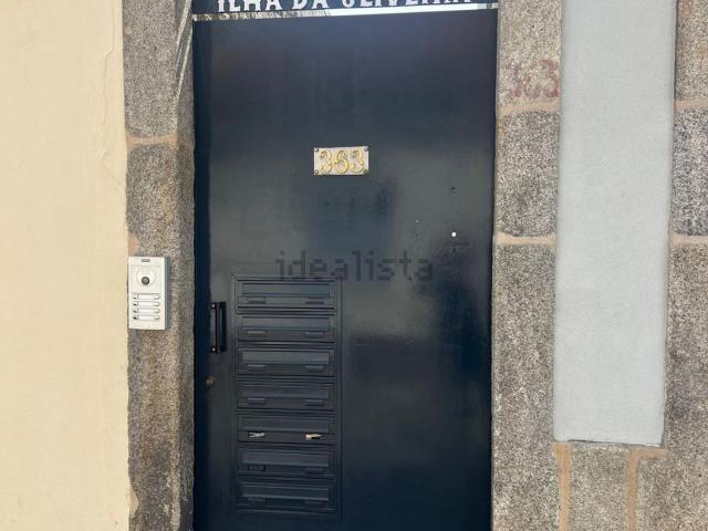 Moradia, Carolina Michaelis, Cedofeita Santo Ildefonso Sé Miragaia São Nicolau Vitória