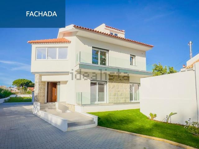 Moradia, Carcavelos e Parede