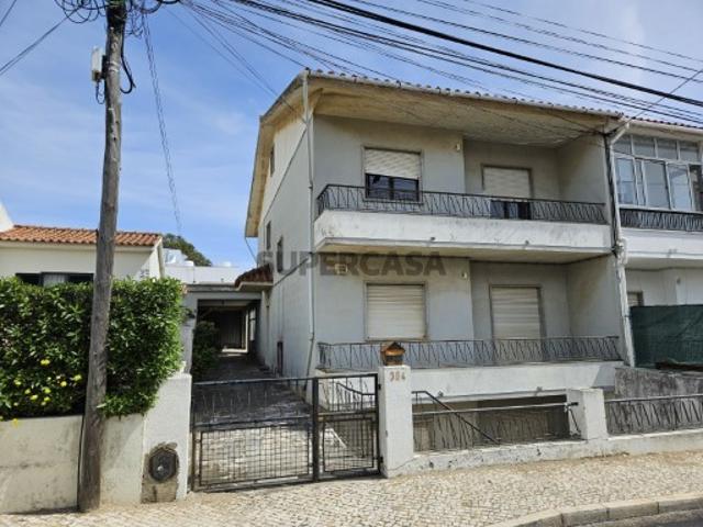 Moradia Carcavelos Sassoeiros T 7 Logradouro + Garagem