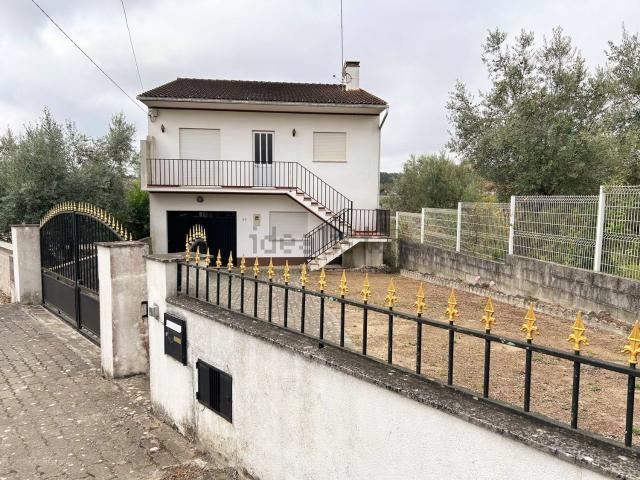 Moradia, Caxarias