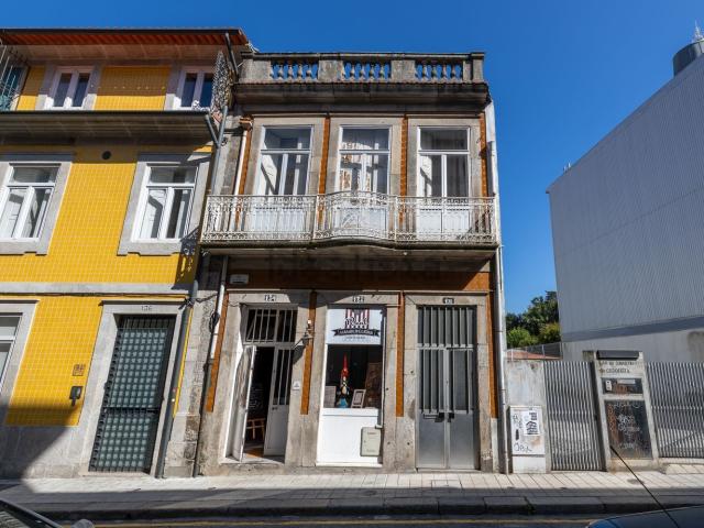 Moradia, Cedofeita, Cedofeita Santo Ildefonso Sé Miragaia São Nicolau Vitória
