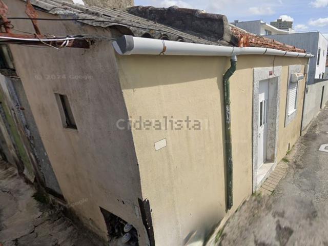 Moradia, Cedofeita Santo Ildefonso Sé Miragaia São Nicolau Vitória
