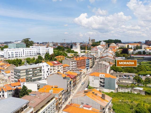 Moradia, Cedofeita Santo Ildefonso Sé Miragaia São Nicolau Vitória