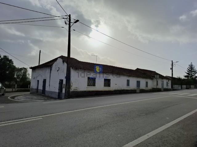 Moradia, Cela