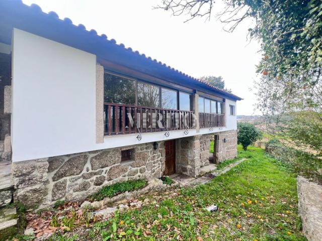 Moradia, Celeirós Aveleda Vimieiro