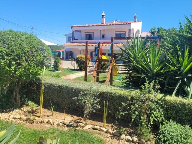 Moradia, Centro Antigo, Albufeira e Olhos de Água
