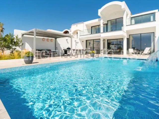 Moradia, Sesmarias, Albufeira e Olhos de Água
