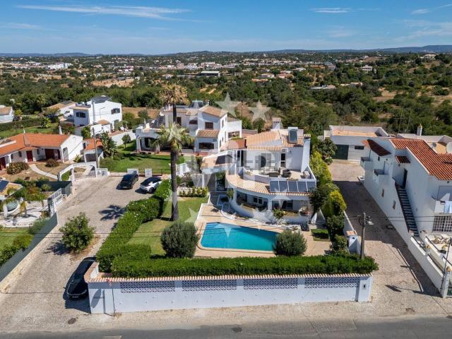 Moradia, Centro da Cidade, Albufeira e Olhos de Água
