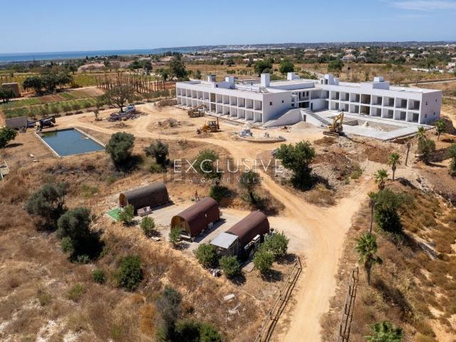 Moradia, Cerro de Águia Patroves, Albufeira e Olhos de Água