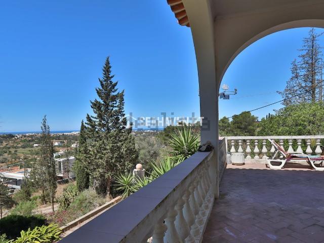 Moradia, Cerro de Águia Patroves, Albufeira e Olhos de Água