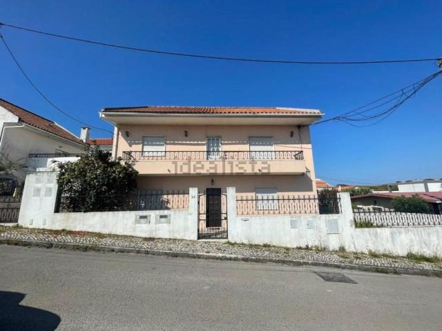 Moradia, Charneca da Caparica e Sobreda