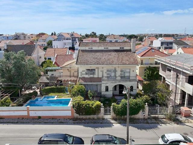 Moradia, Charneca da Caparica e Sobreda