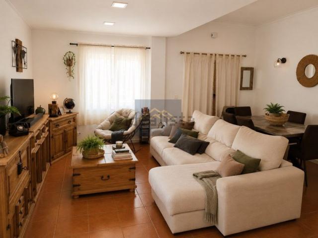 Moradia, Charneca da Caparica e Sobreda