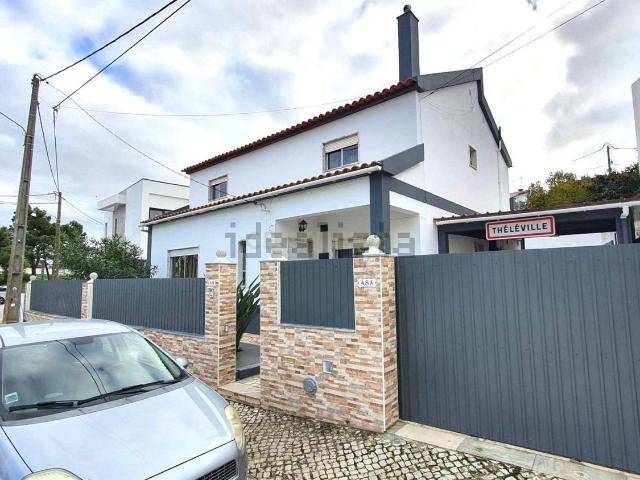Moradia, Charneca da Caparica e Sobreda