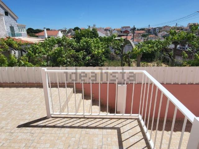 Moradia, Charneca da Caparica e Sobreda