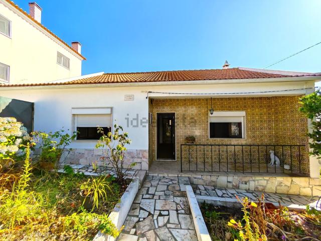 Moradia, Charneca da Caparica e Sobreda