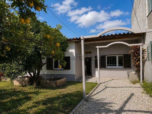 Moradia, Charneca da Caparica e Sobreda