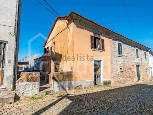 Moradia, Cimo da Serra Bouça das Almas Taralhão, São Cosme Valbom Jovim