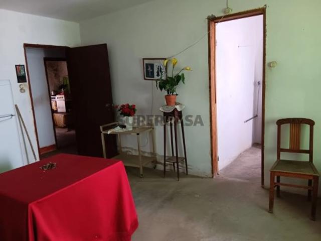 Moradia c/logradouro, São Vicente da Beira, Castelo Branco