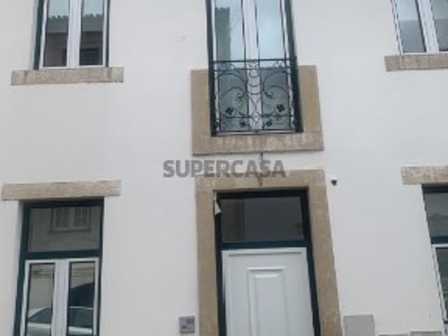 Moradia com 11 suites Ideal para investimento Coimbra