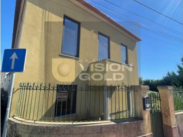 Moradia com 2.167 m² de terreno e elevado potencial para investimento | Avanca