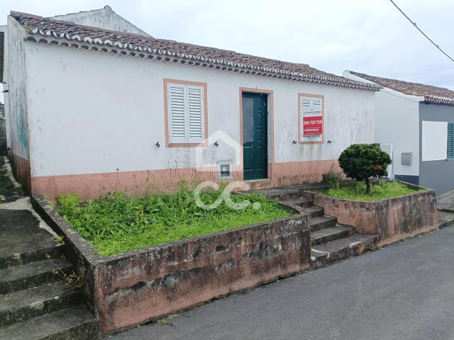 Moradia com 3 Quartos Algarvia Nordeste