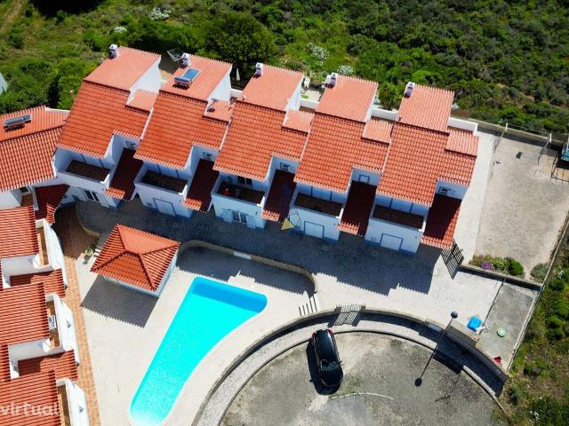 Moradia com 3 Quartos em Condomnio com Piscina em Aljezur