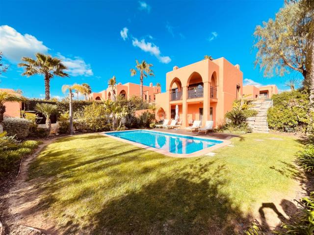 Moradia com 3 quartos no Amendoeira Golf Resort 78m² Alcantarilha e Pêra
